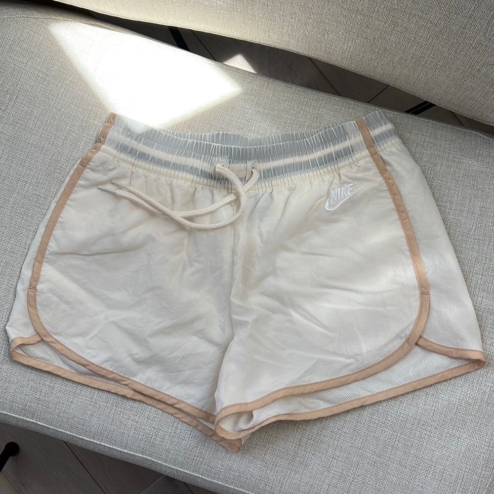 Nike shorts in off white cream